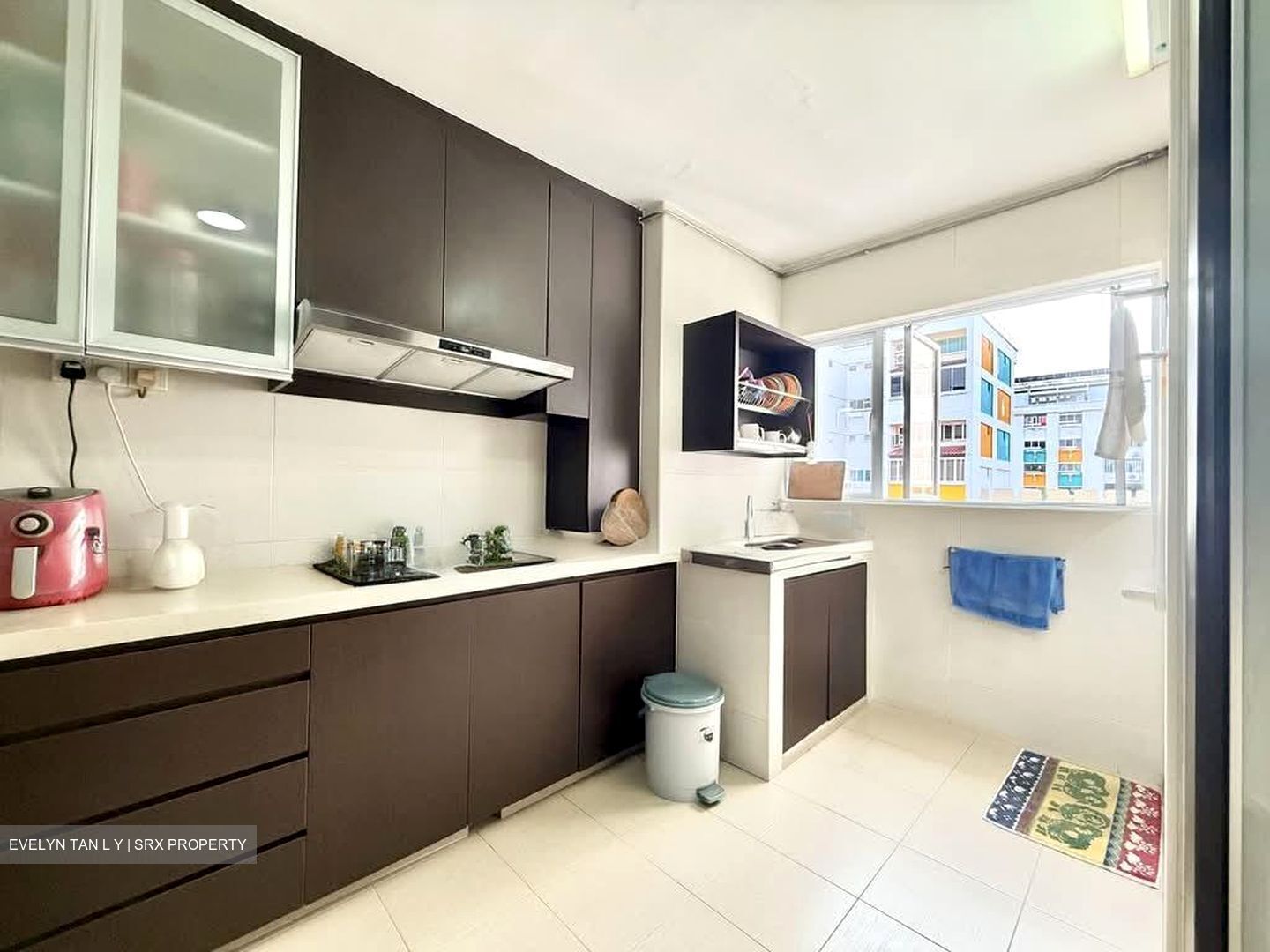 Blk 160 Siglap East (Bedok), HDB Executive #545801011